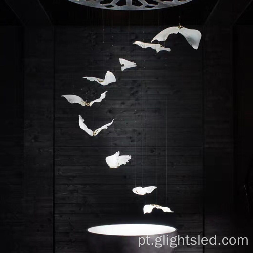 Luz de lustre de vidro decorativo em forma de pássaro personalizado de estilo moderno